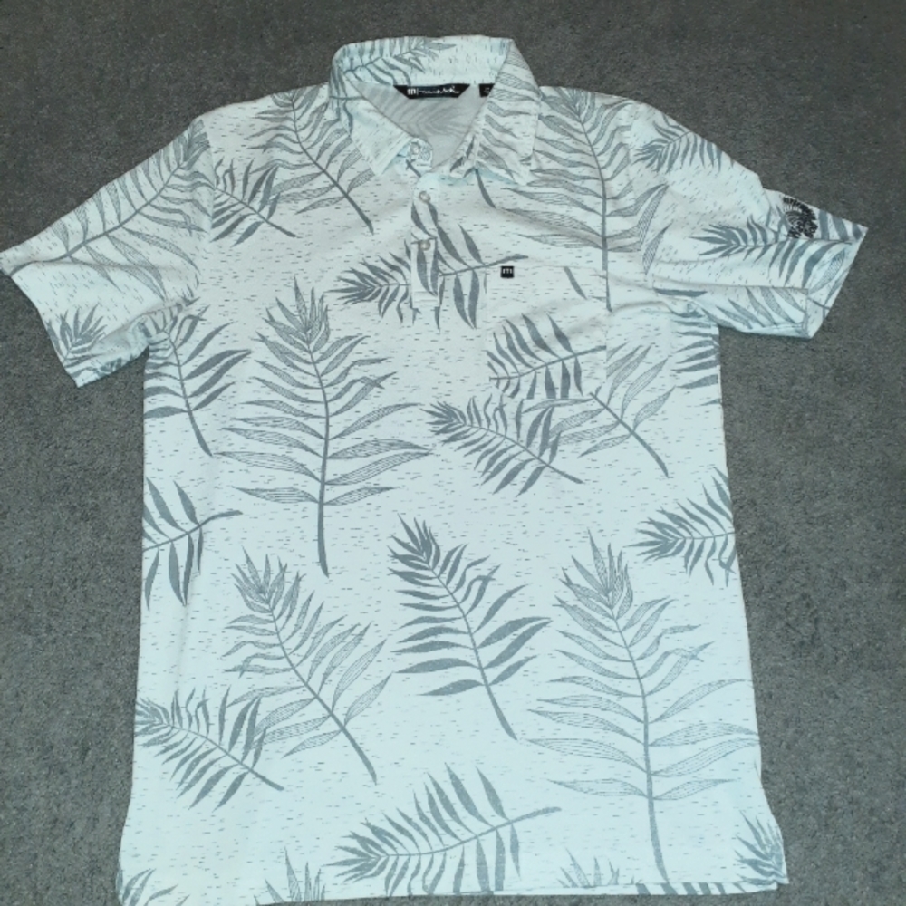 Travis Mathew Hawaiian Shirt - Medium - Clean - Logo